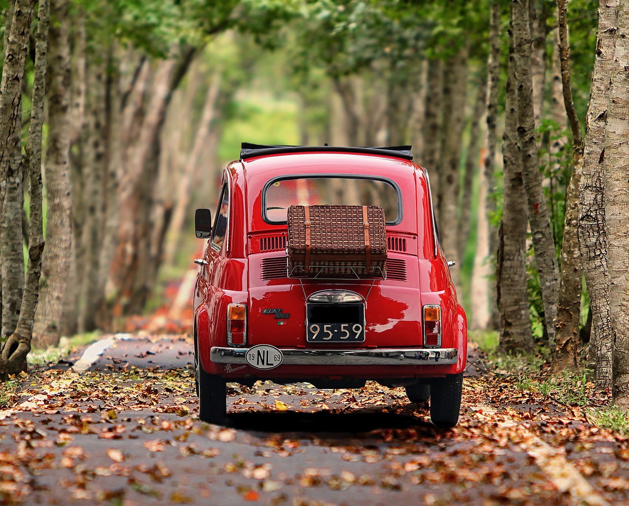 červený Fiat 500